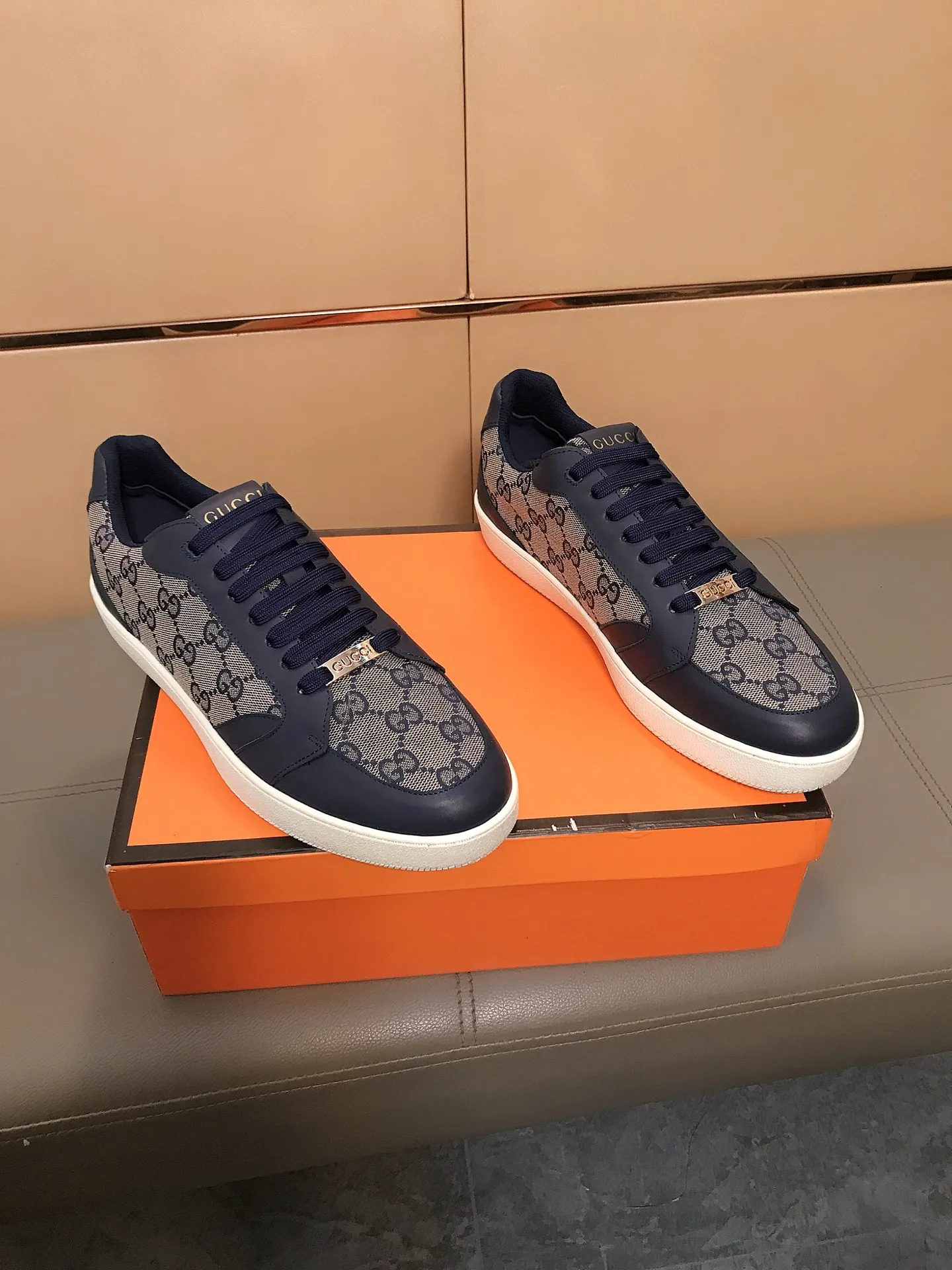 Men's Men's Shoes 230 ⌚️⌚️[GUCCI] Gucci men's casual shoes are absolutely popular 🔥The ultimate matching item for trendy men! Irresistible charm of super texture, the main recommendation, the upper is made of high-quality cowhide with printed fabrics, sheepskin feet, wear-resistant rubber sole, noble and elegant! Extremely comfortable🎁🎁You can be as handsome as you want💪 Size: 38-44!